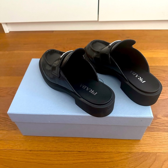 Prada women’s brushed mule - Picture 5 of 13
